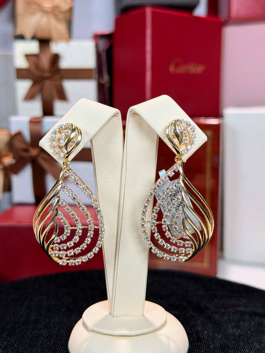 Diamond and Gold Curves Earrings