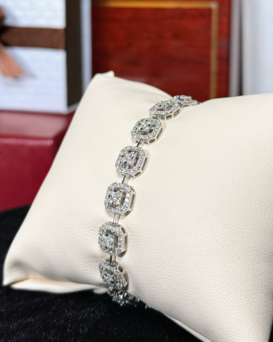 Square Halos Diamond Bracelet