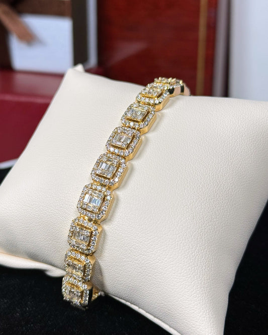 Square Halos Diamond Bracelet