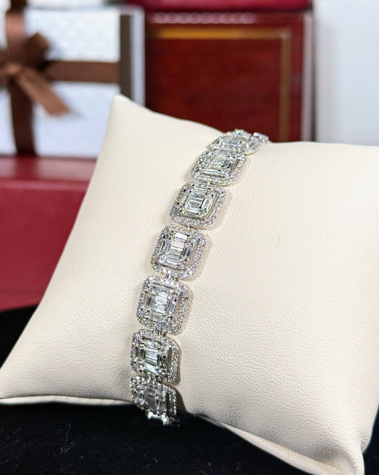 Square Halos Diamond Bracelet